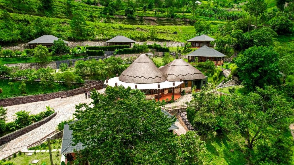 sustainable-tourism-in-bwindi