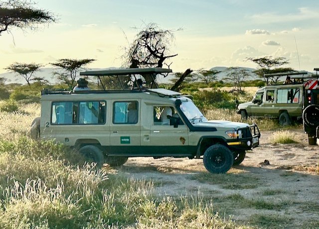 stay-comfortable-on-long-safari-road-transfers