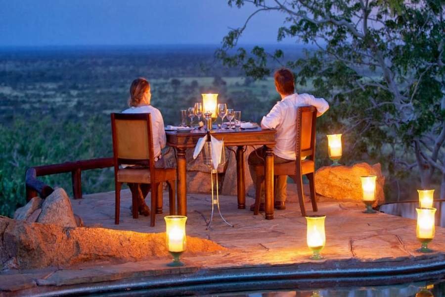 romantic-safari-experiences-in-uganda