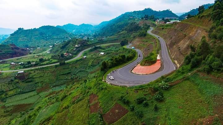 best-scenic-routes-between-kigali-and-bwindi